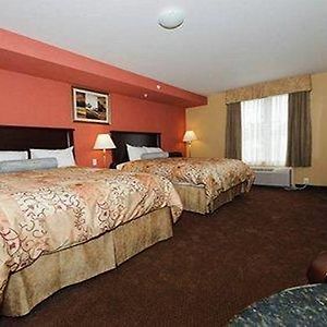 Queen Room Two Queen Beds Non-Smoking