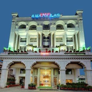 Hotel Amarvilas